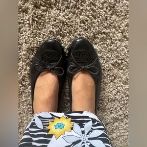 Chic Black Ballet Flats